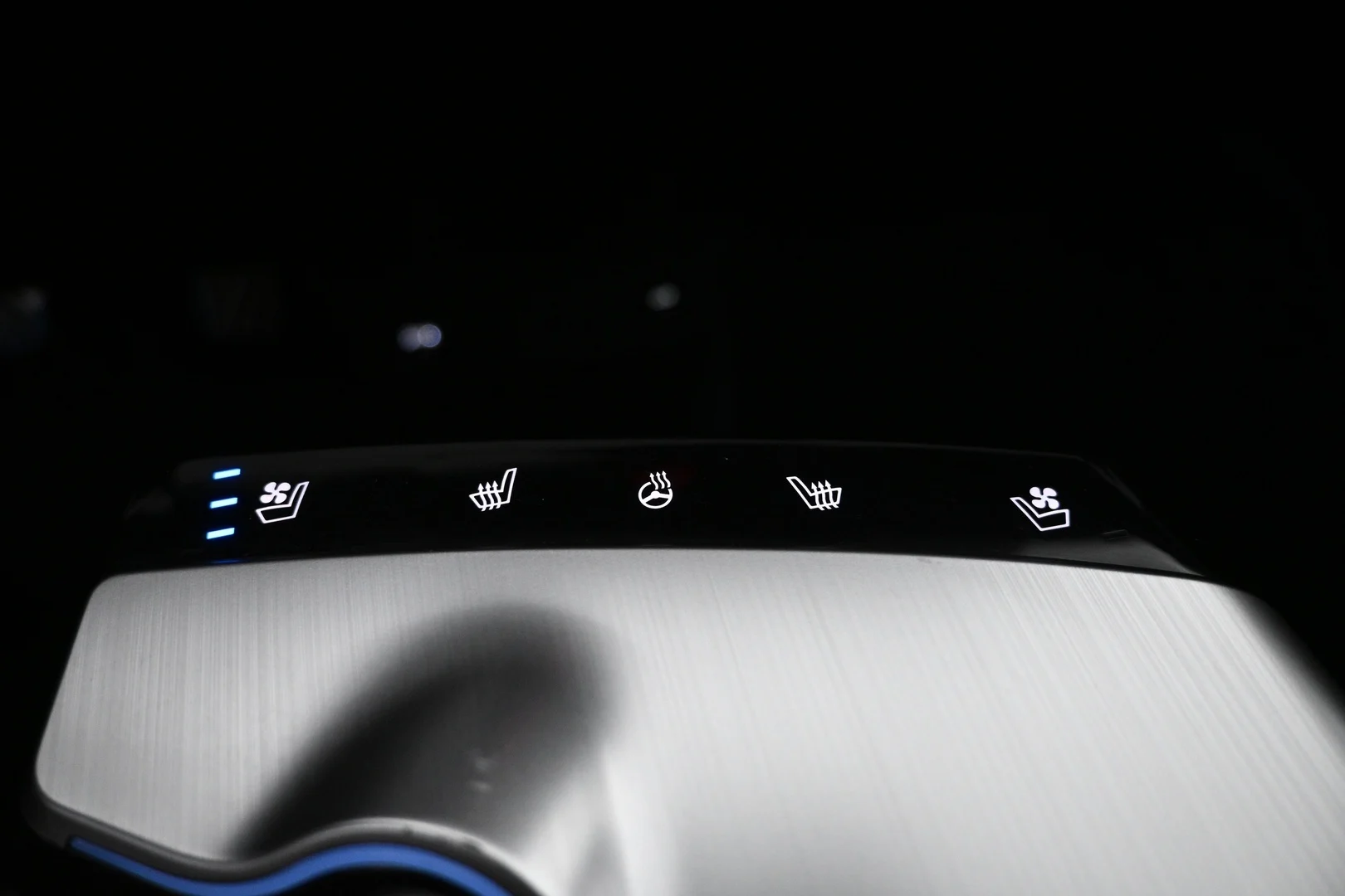 Car Image - 4Ji7j5Mw4TvSmzrCLYYeu3