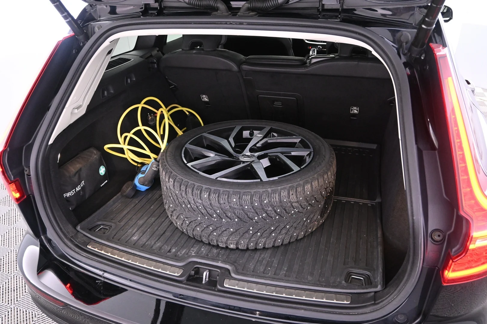 Car Image - 6UzsTQO5Jo6zKXXKIxr0fZ