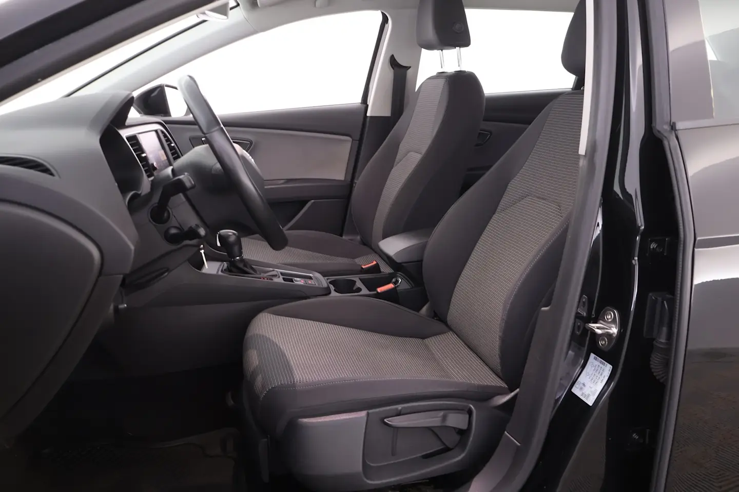 Car Image - 13U9XxwwJAntXFh2fPCwsm