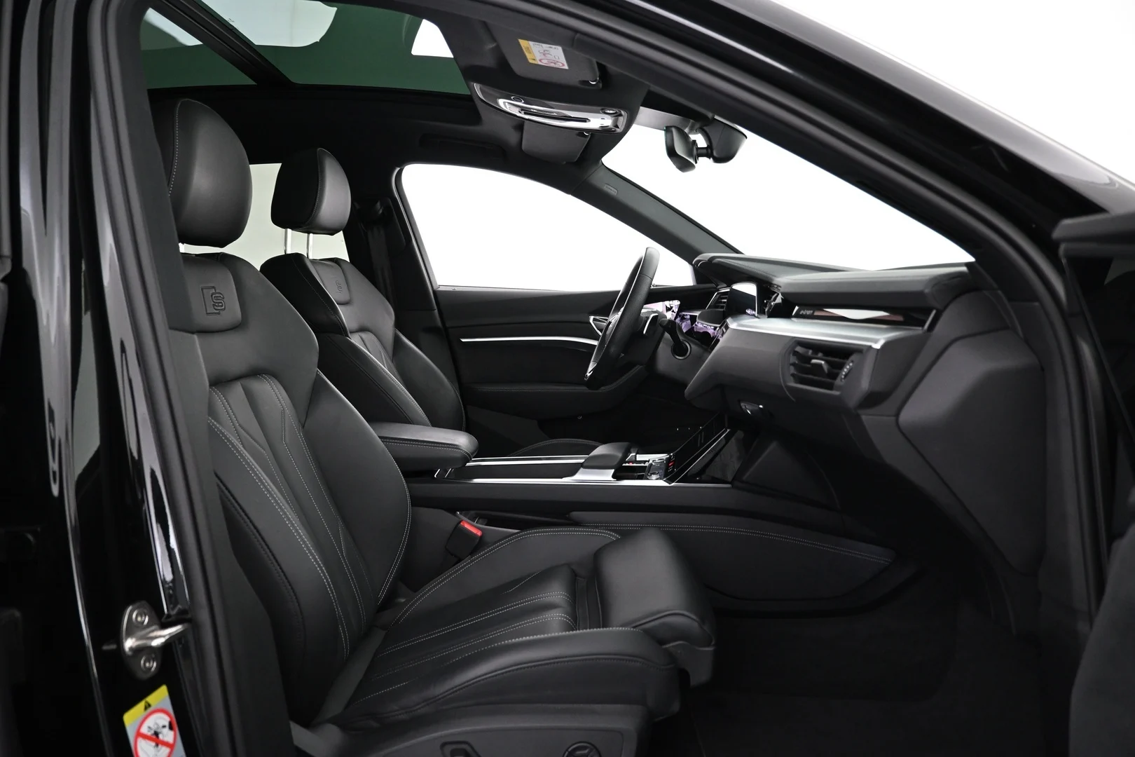 Car Image - 2I9gQ3pdPZzb4retchu5Ah