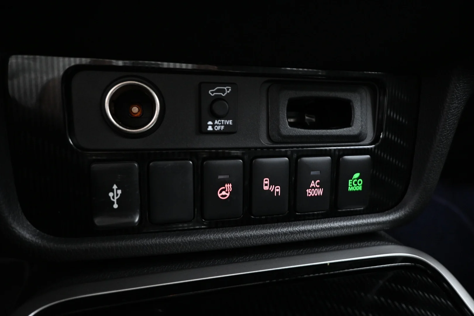 Car Image - 7JLLOYOWhRTJyrYEQBKF9C