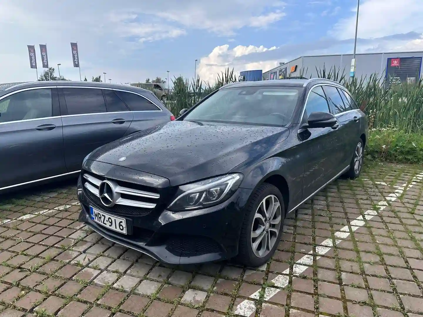 Car Image - 2cby1U2EWLtU3Qtzx5Bk62