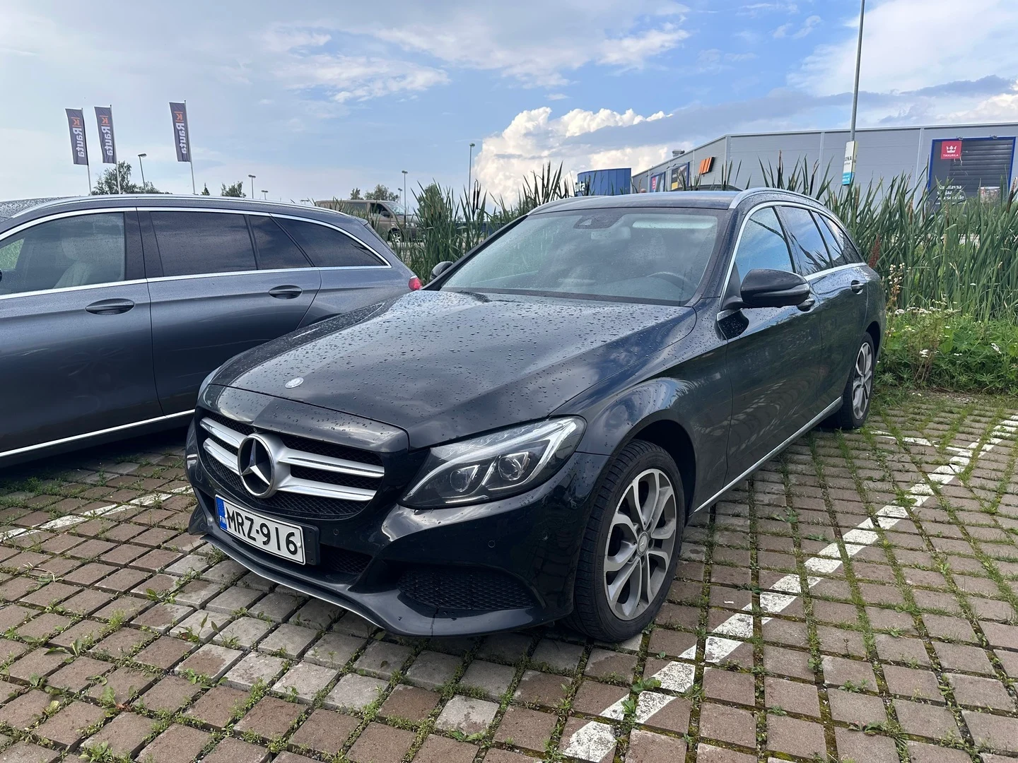 Car Image - 2cby1U2EWLtU3Qtzx5Bk62