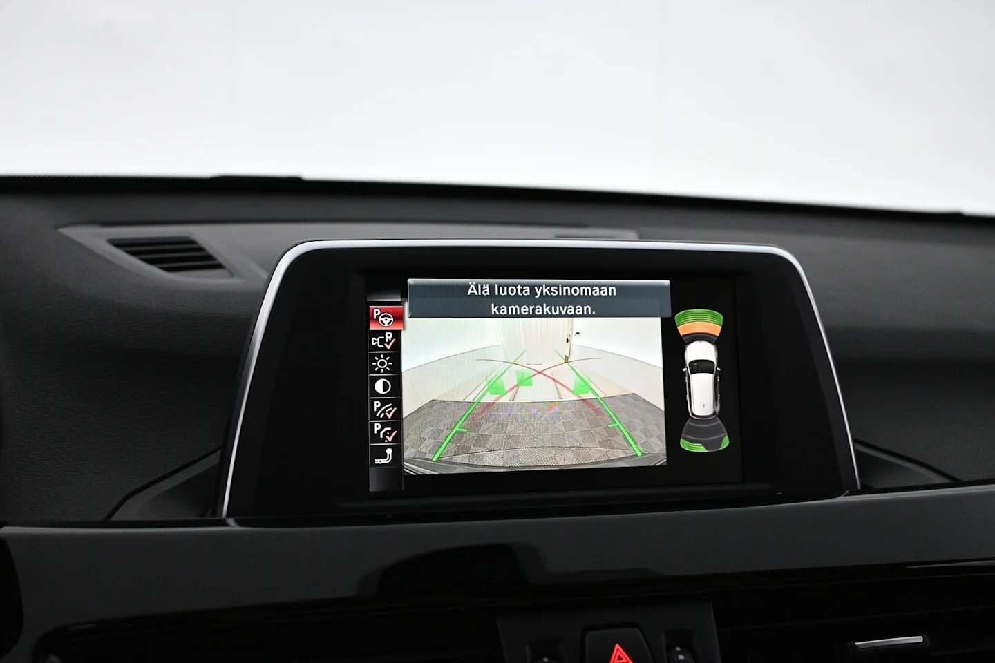 Car Image - JBetAz8KJNCX2crp0WowH