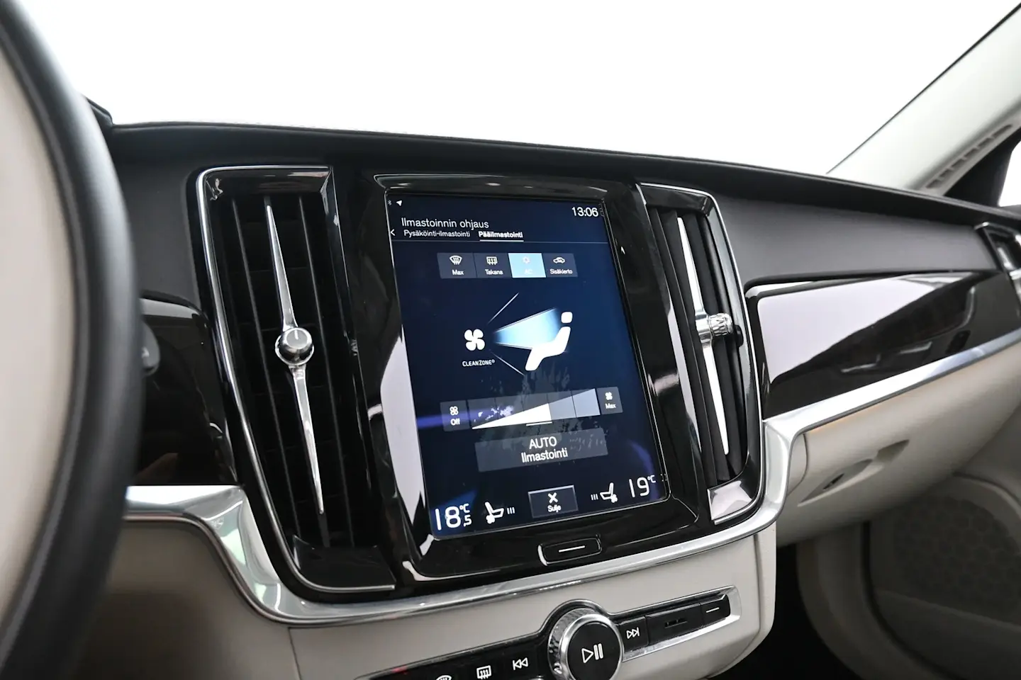 Car Image - 7q259ihz14H1UPdQYlR67M