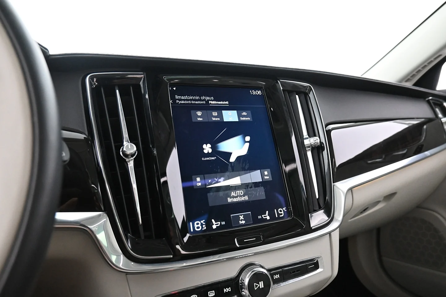 Car Image - 7q259ihz14H1UPdQYlR67M