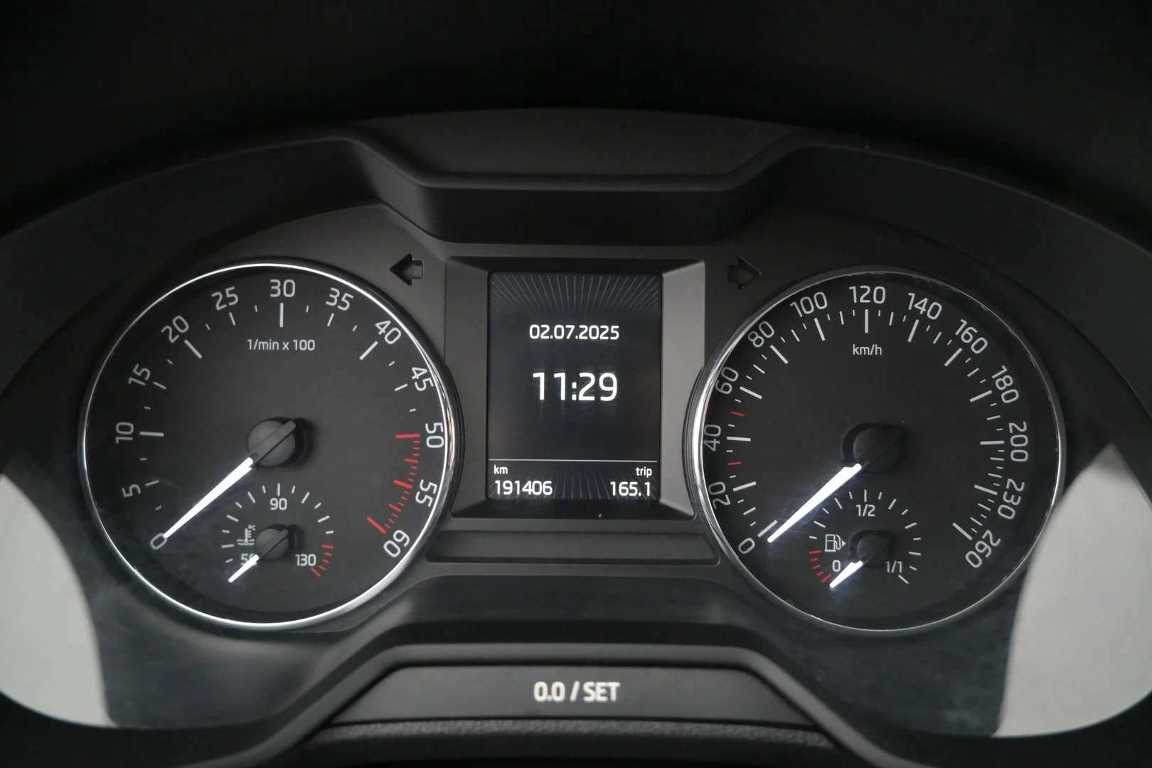 Car Image - 5mlmBiTQBEoBifChKdsZTo