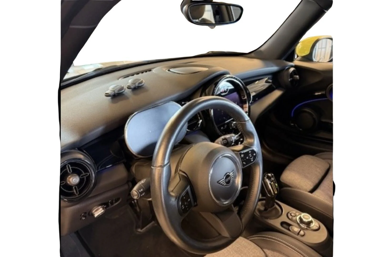 Car Image - 1cMvqeRyPbmdkkoJ8kJoSg