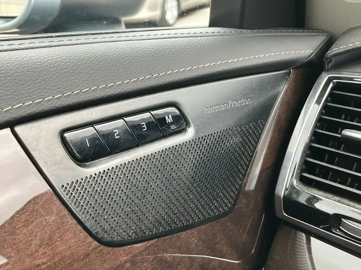 Car Image - 1iFaSm8cfhKBSjtSmPGvg7