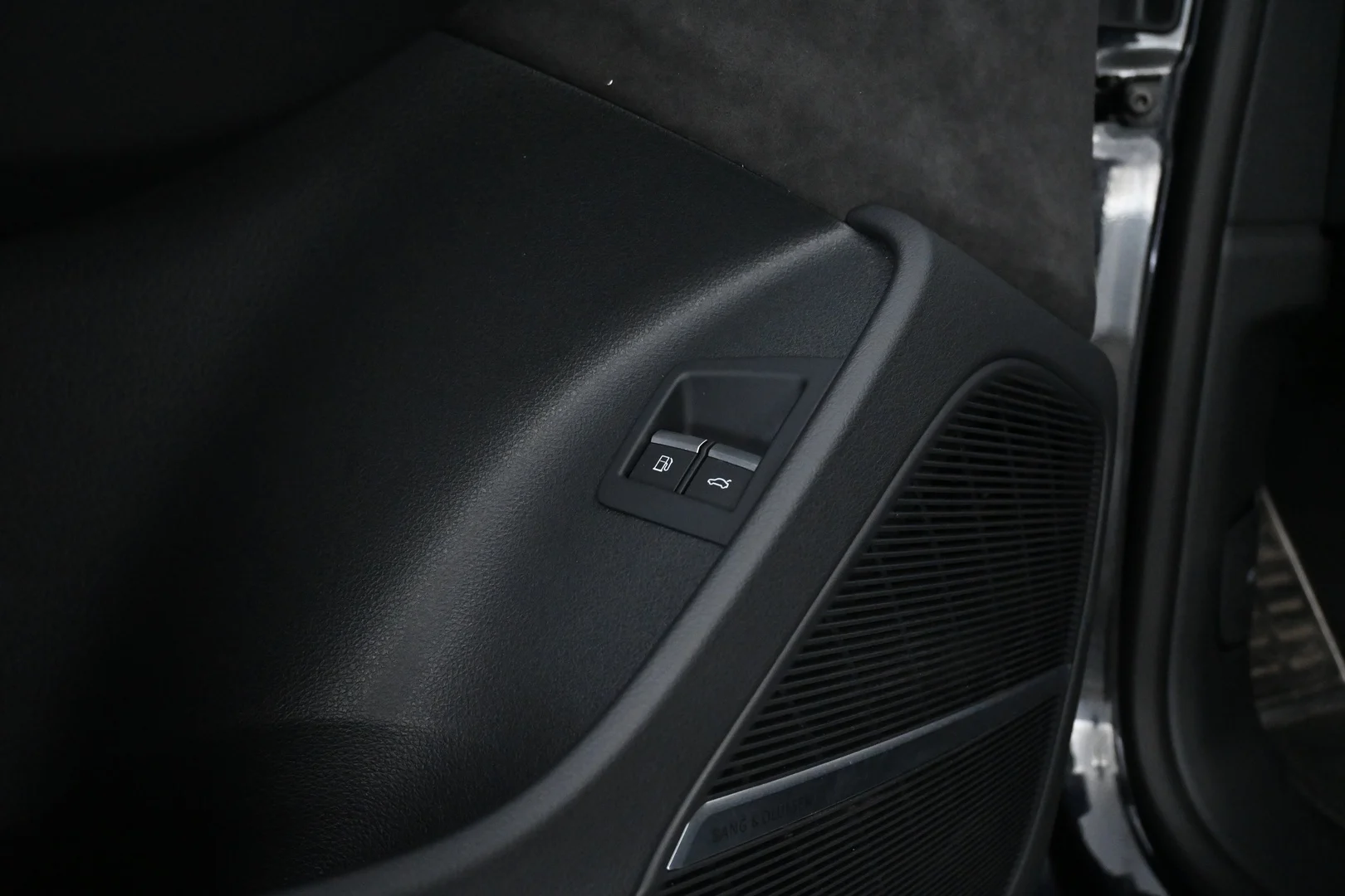 Car Image - 1qfI4qBRD05zFUSeRRjZOm