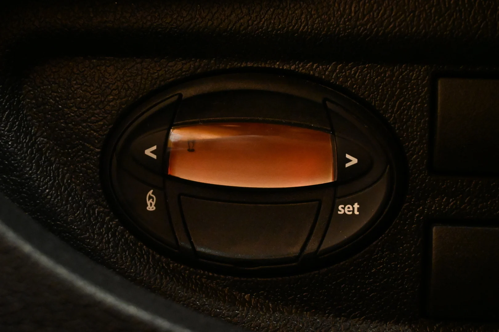Car Image - 3KlymY86OwSpxaMgJdqcuj