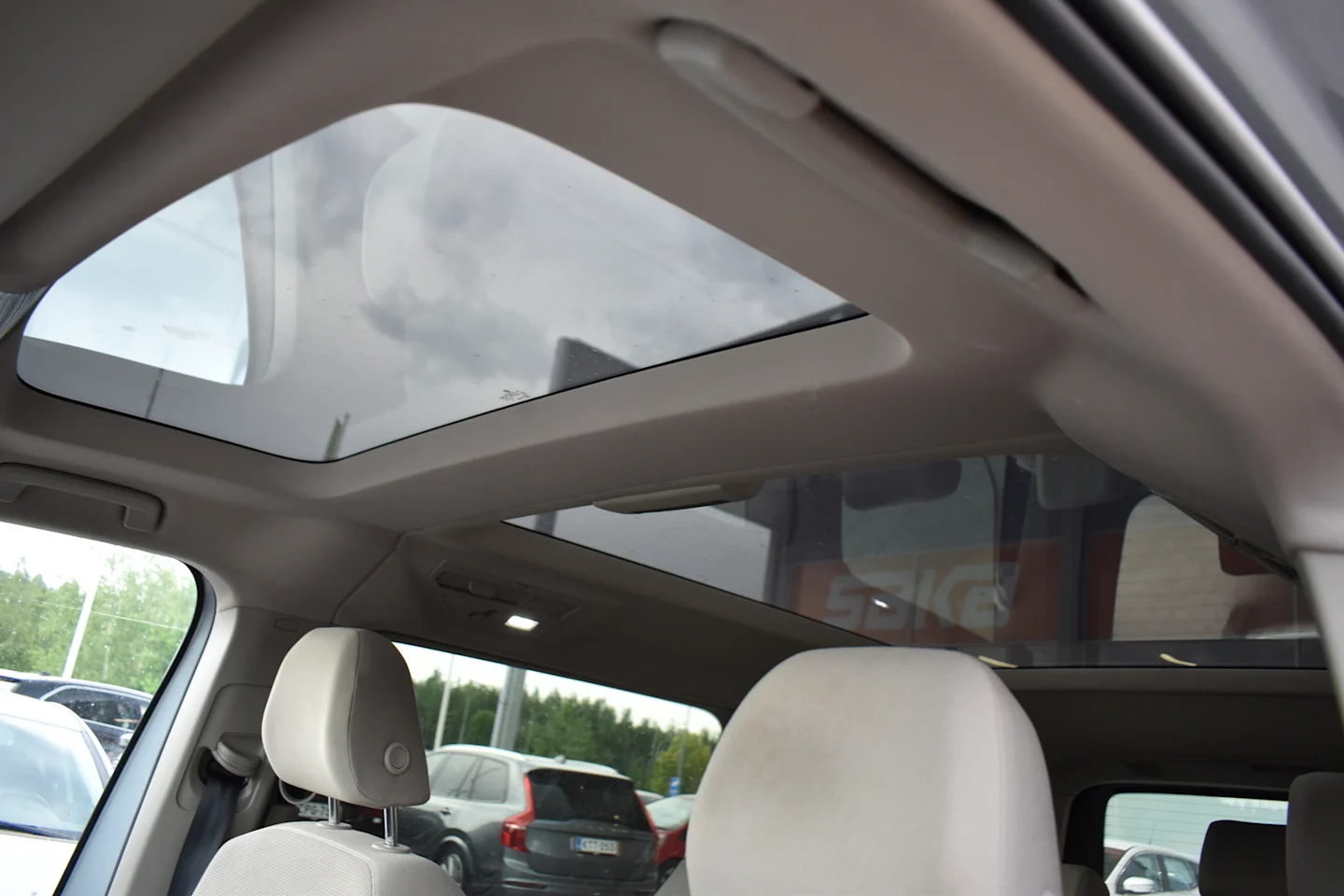 Car Image - 2hL8vHVvzXNS3tMpY1yJwM