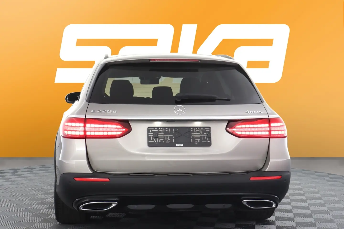 Car Image - 3PQm1YkJIRgl0e9BLc75BP