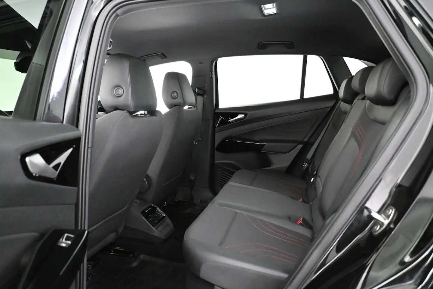 Car Image - 5YNj54Y1RuzhCQOH6hBX9z
