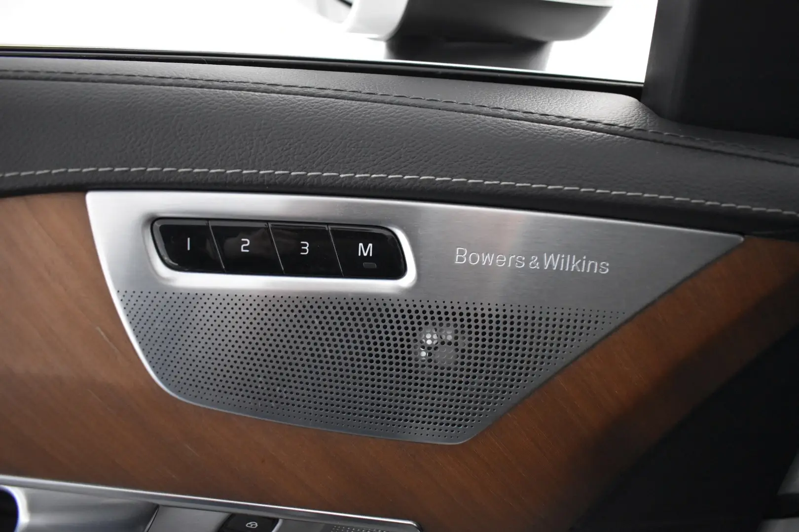 Car Image - 4p6B2A7GLrRgaIVMgB7Muz