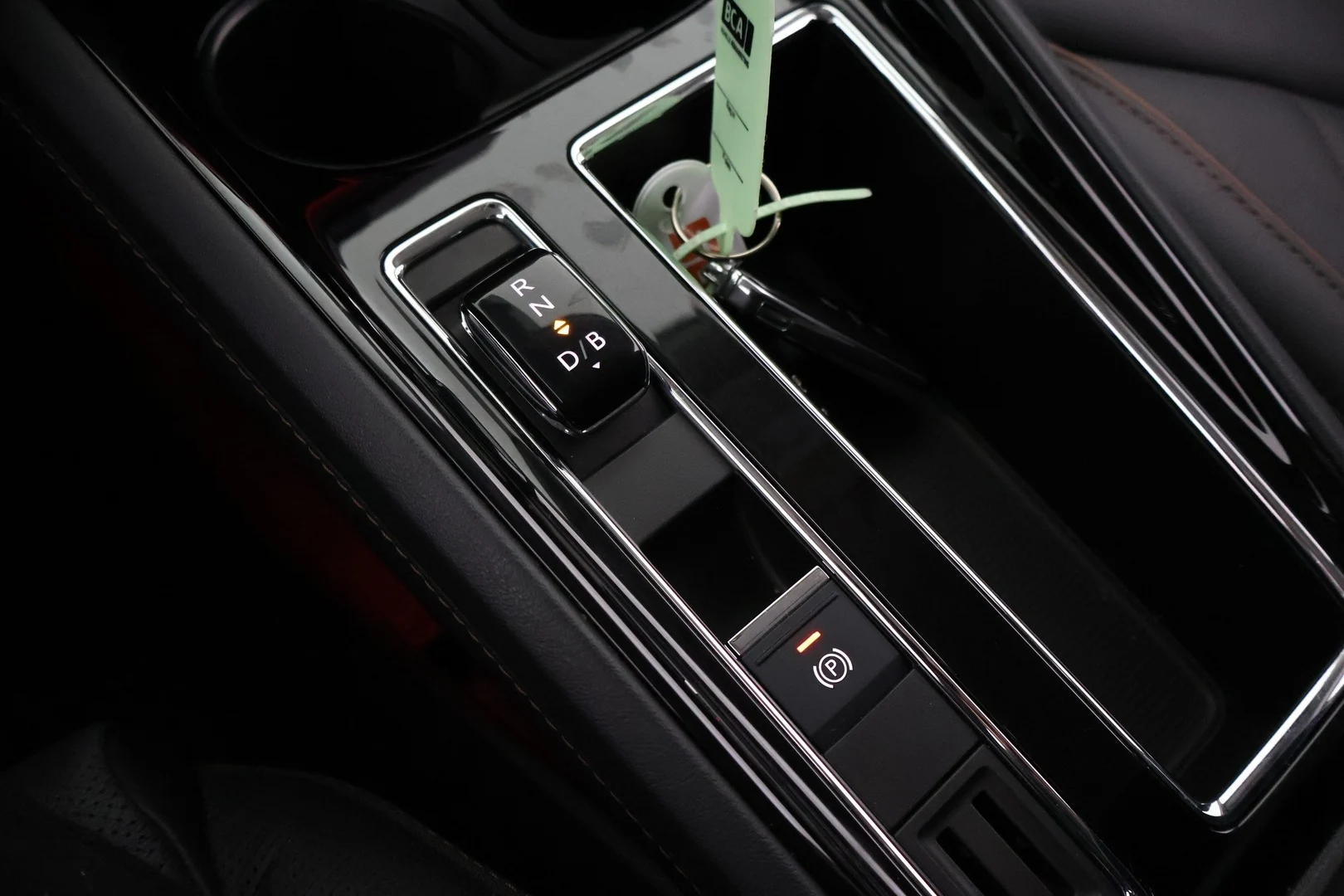 Car Image - 1SN7KGk3wLlJdWDEmy1mmF