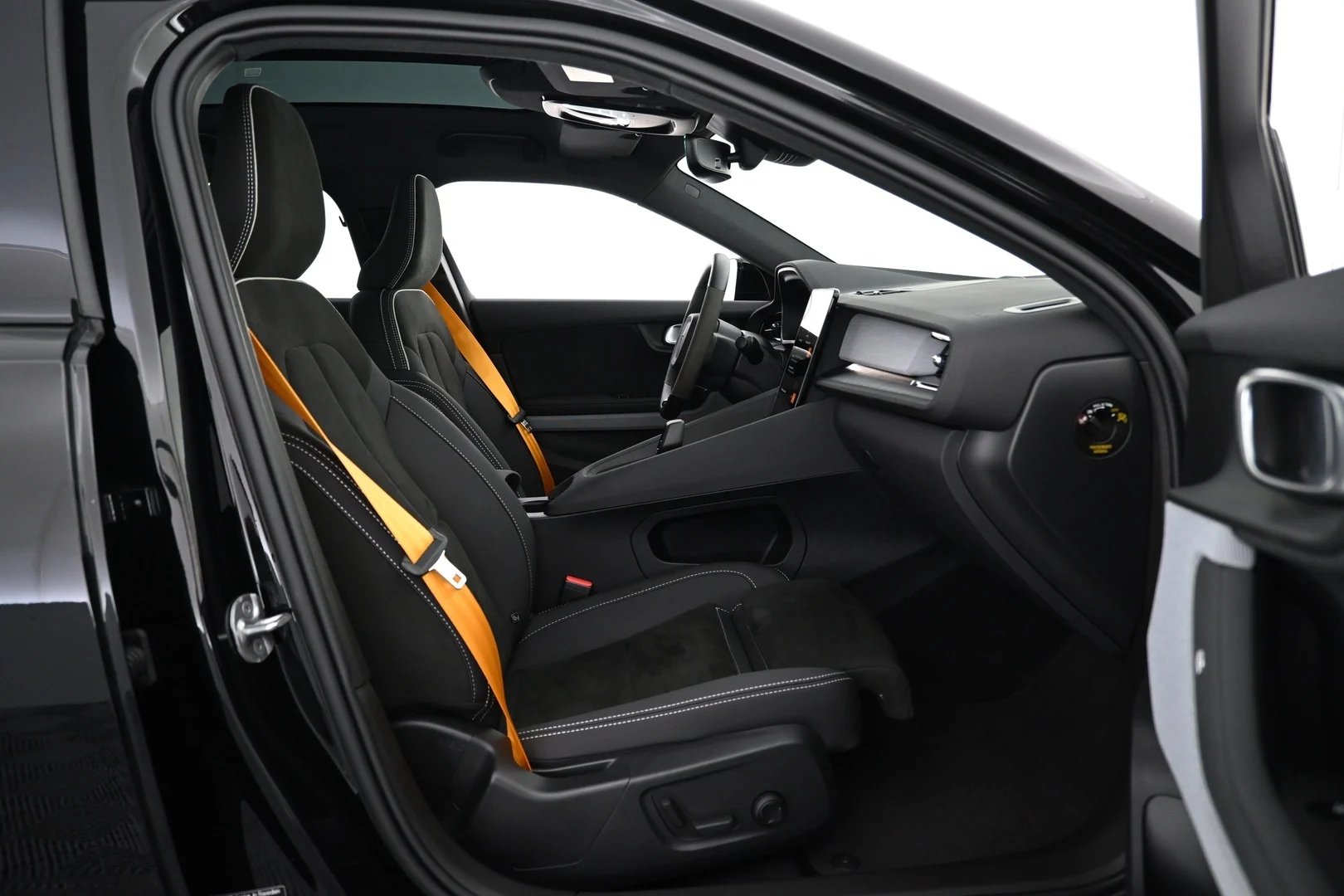 Car Image - 6muBTEG3iq3HfkgF1Zt9lI