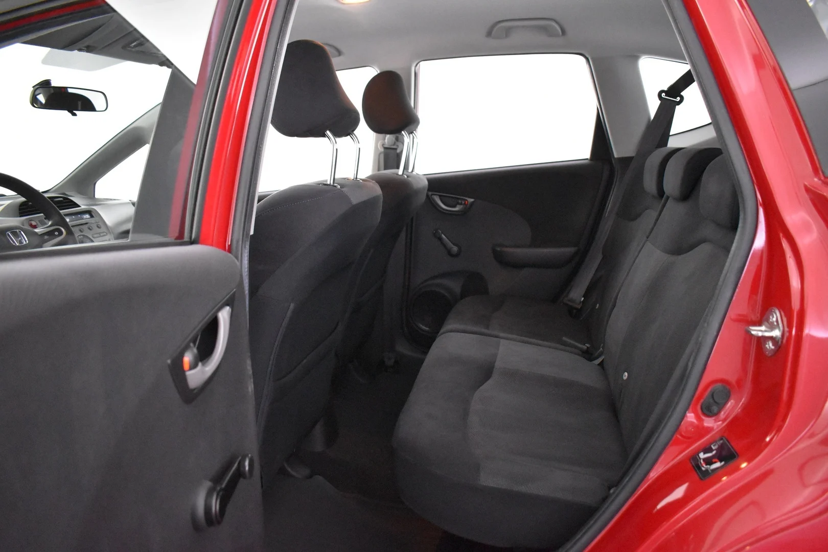 Car Image - 0Ffks8atO1uWxvlYrbZ8I