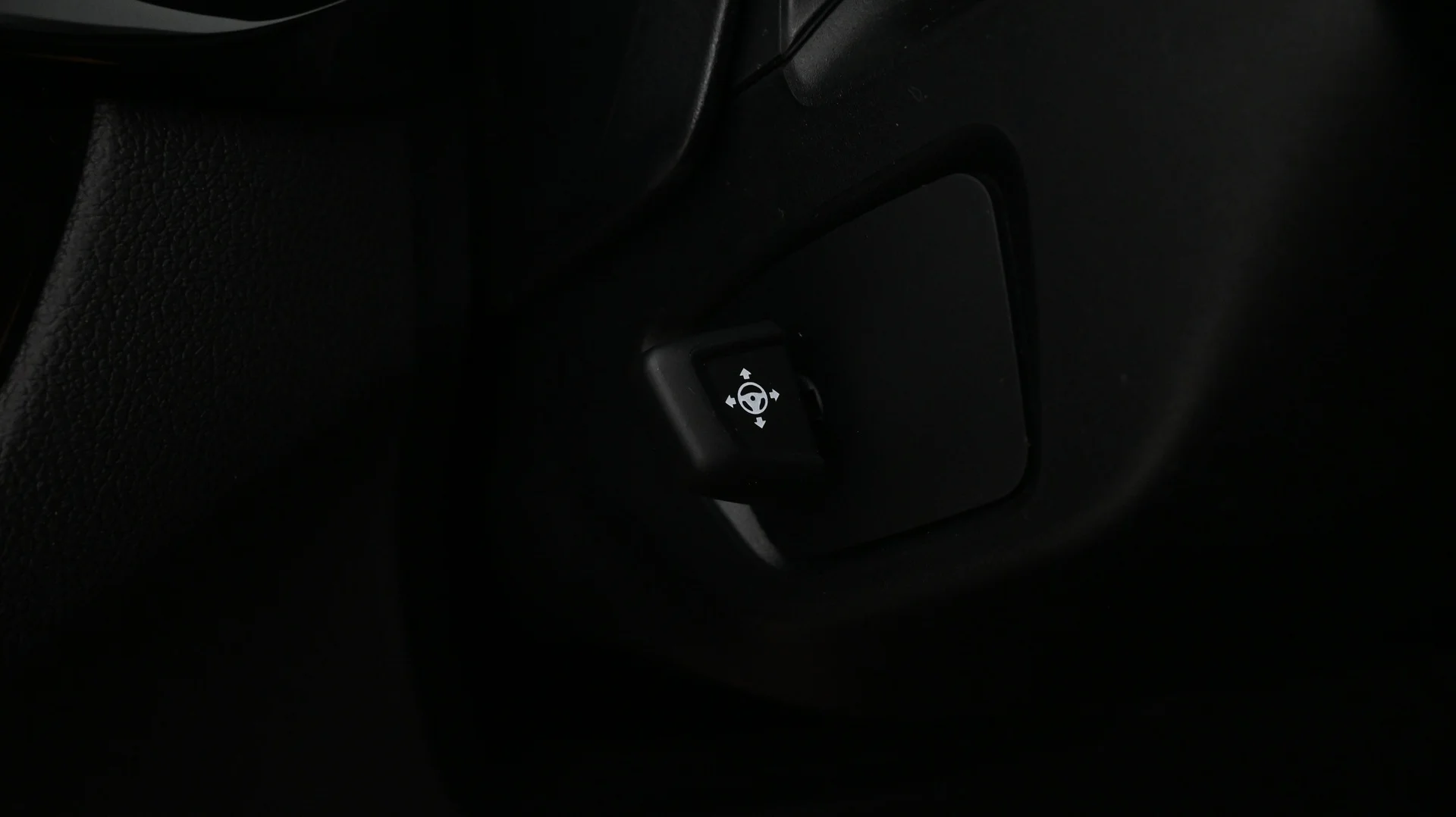 Car Image - 4CyUsW13nkuAF6TRt3N7xL