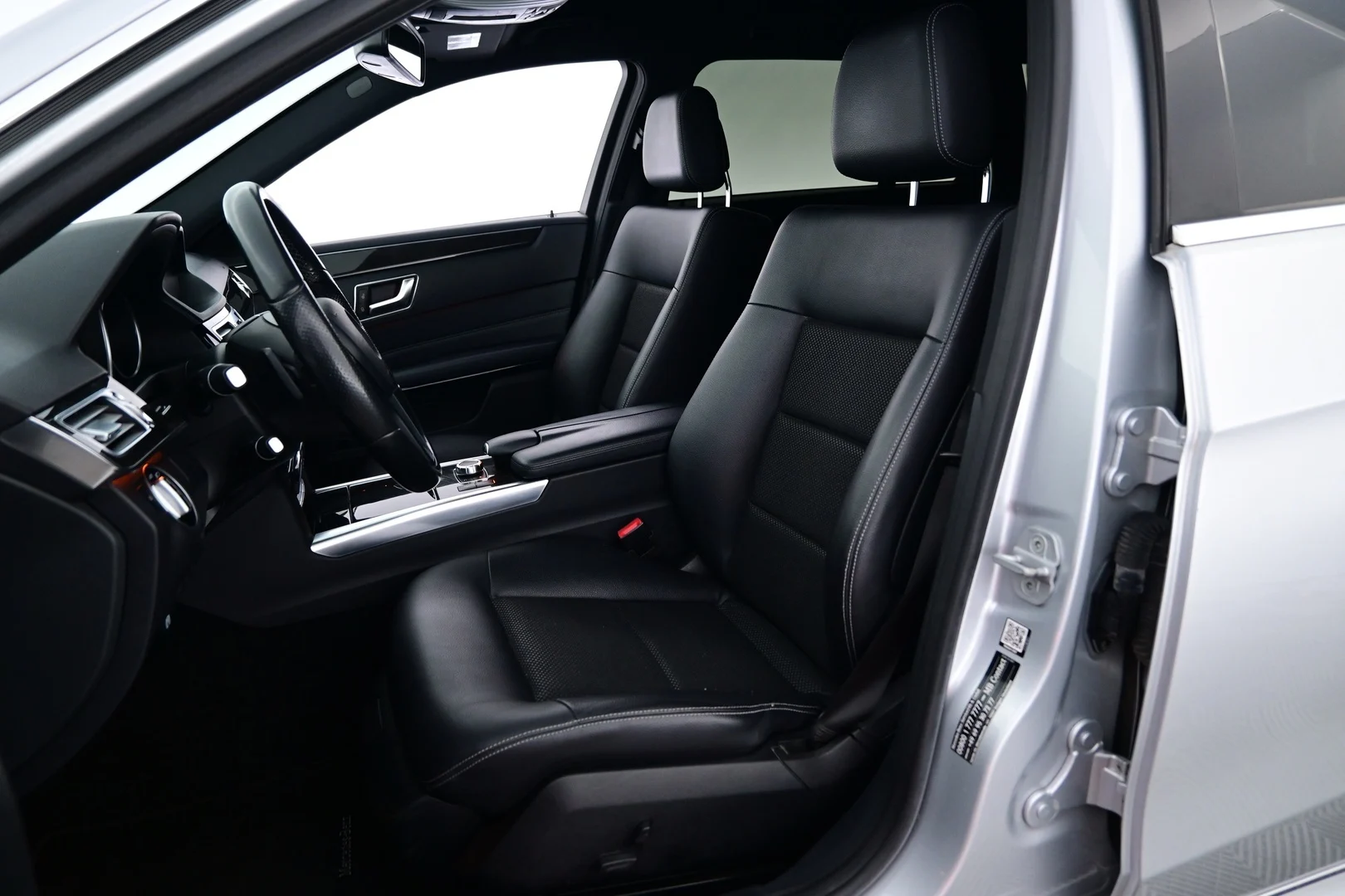 Car Image - 781cZX4Tl1mrHLtlcZ7Eg0