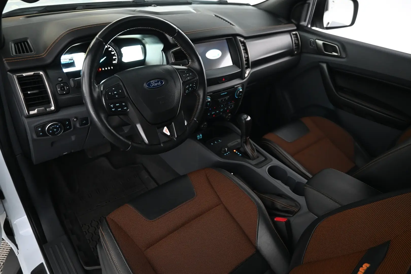 Car Image - 7y9LZqNceg18cnvNRWNt2Y