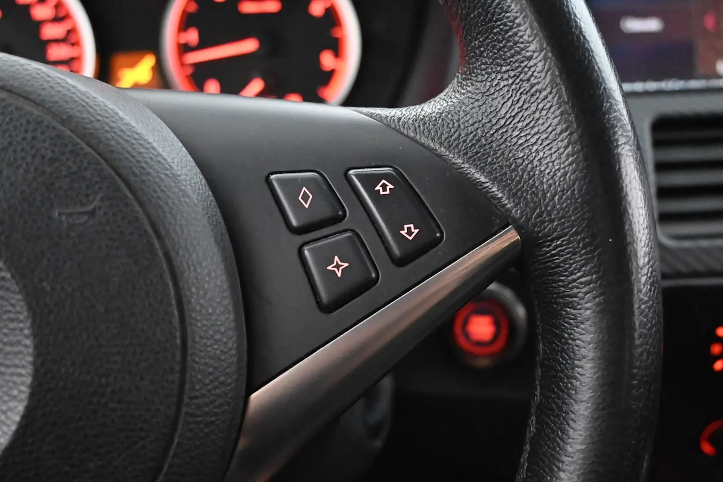 Car Image - RQgAMTySzg2gNSuCQrl5c