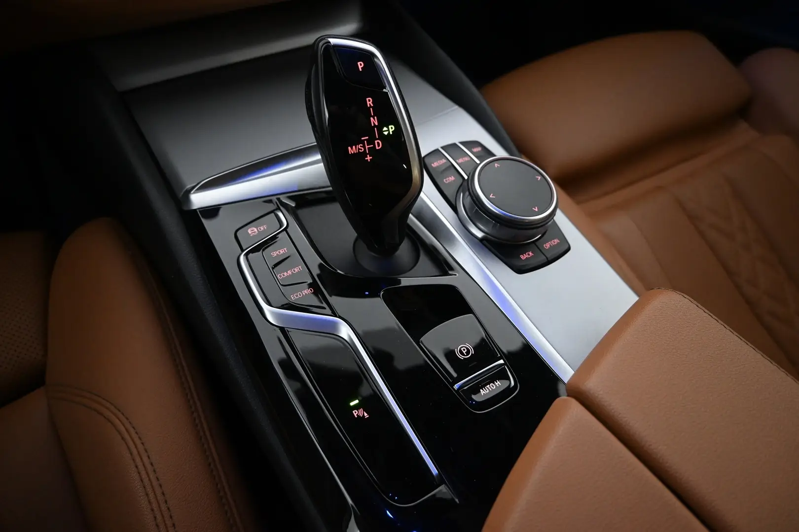 Car Image - 4FXZ93JsNoqcDRYtu2McAC