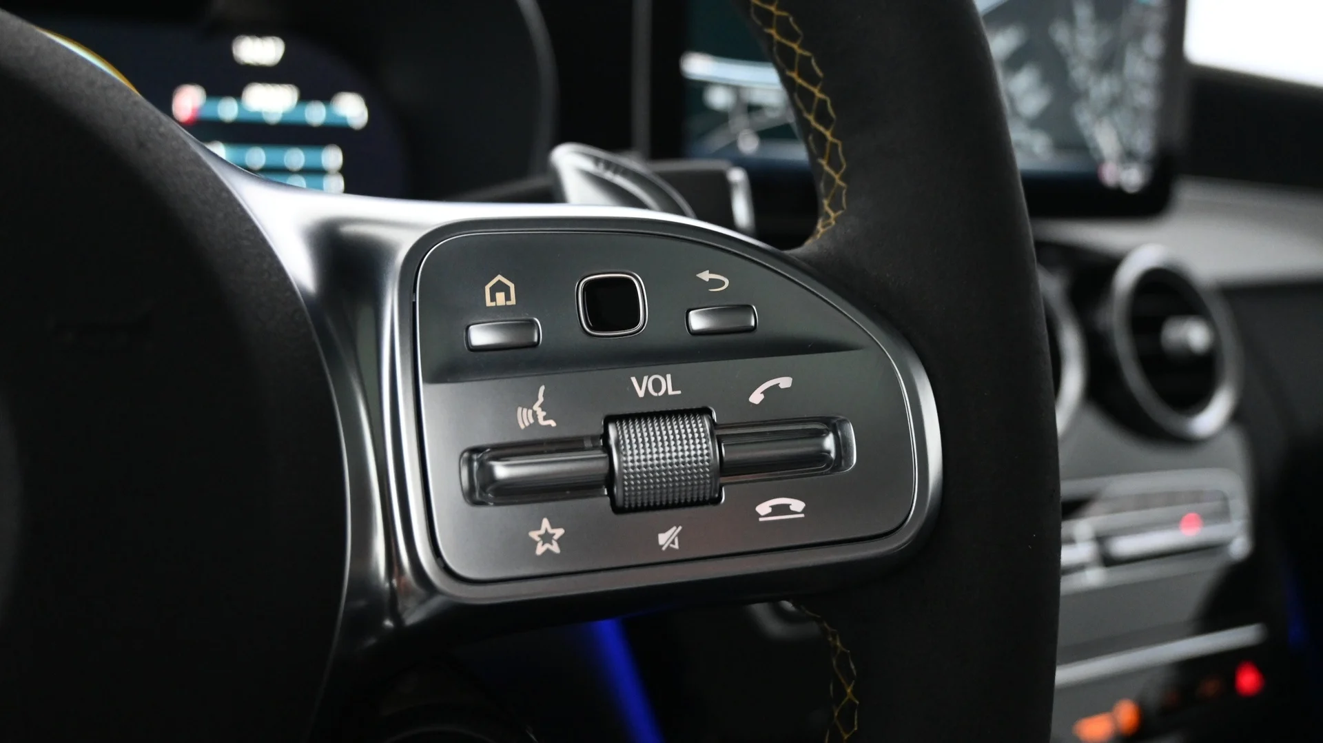 Car Image - 6BZtr9C6JV5sTt1Fz9olVW