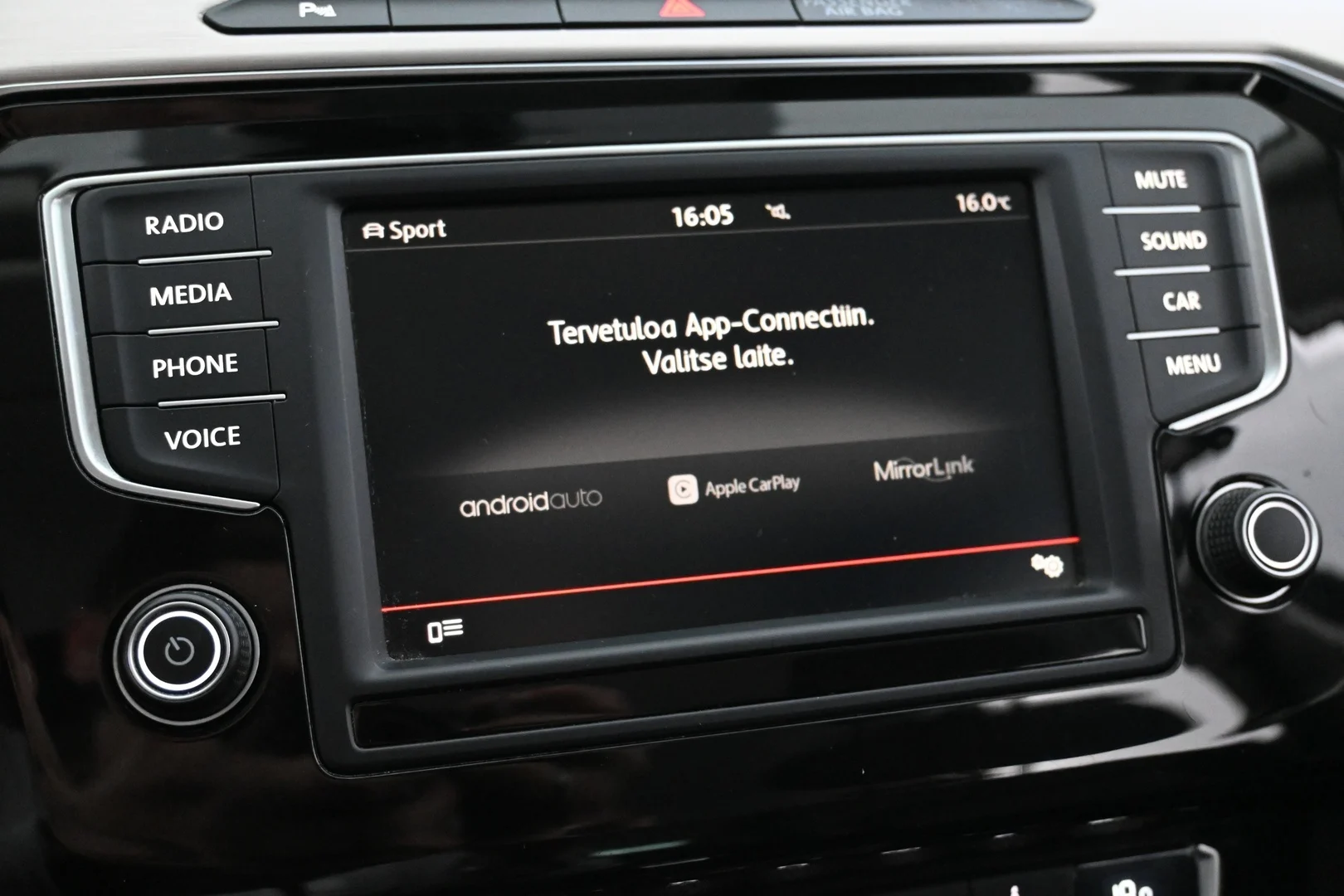 Car Image - 5iouIwbJMLljmrnfobeot1
