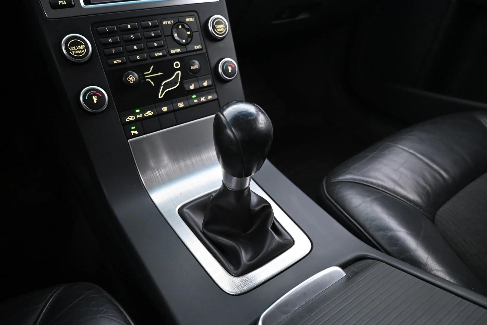 Car Image - 2odB1UOnvQnEBwYexM8wlD