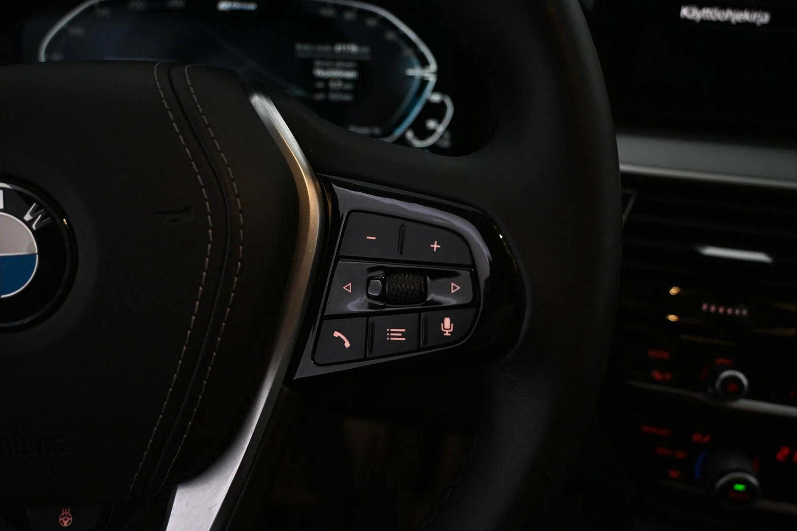 Car Image - 2ONFKELwiIUMgggypQ64UM