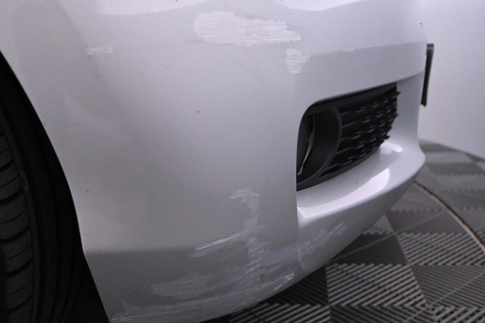 Car Image - 1N43tB7OIDQbtbX0cmvmGb