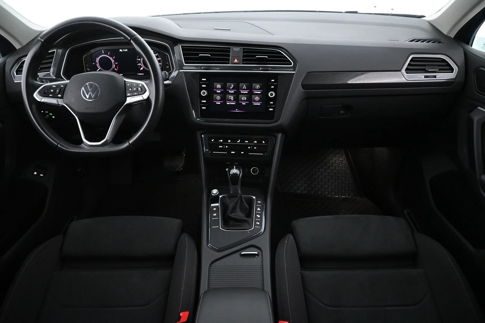 Car Image - 6HfWw7SBqkuv4D0w32uB49