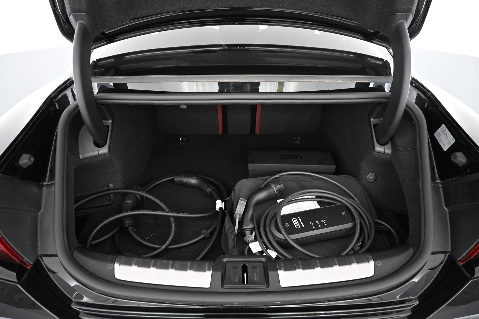 Car Image - 1mKIQIGJluzlQfnssAtJyT