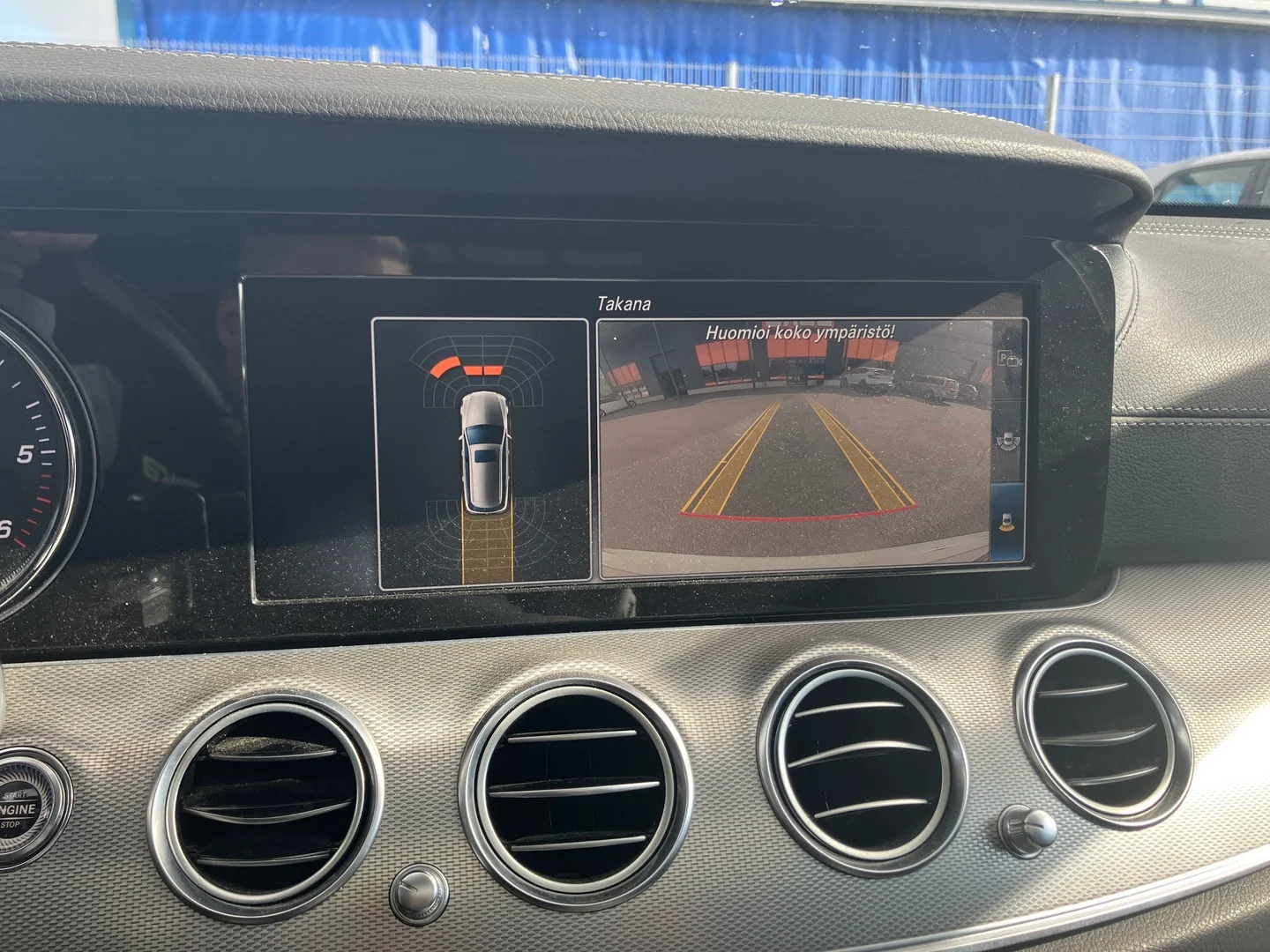 Car Image - 2BnhvIrReUgFO29p92IZ42
