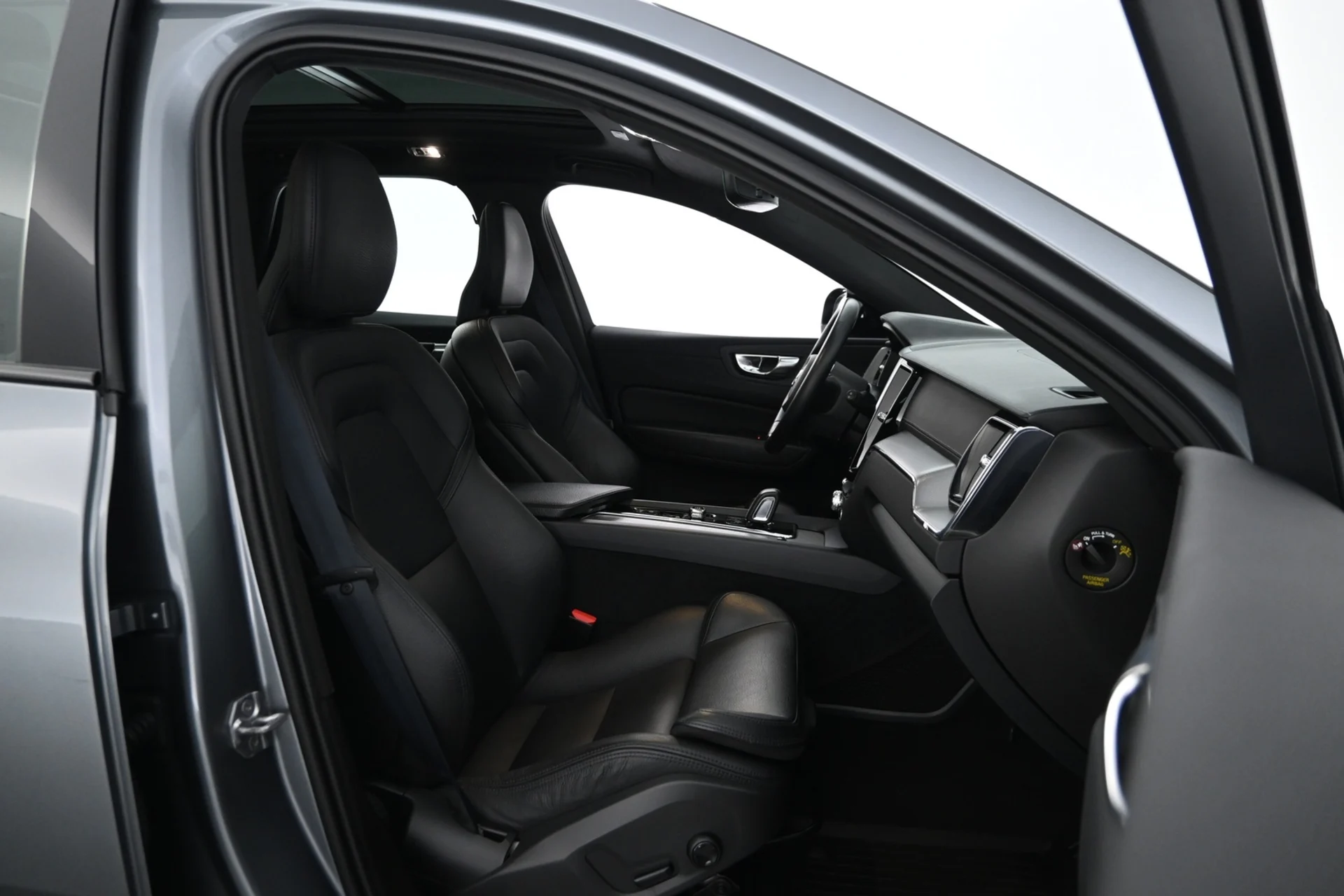 Car Image - 4tec2lJT3RM8OAqE5lUYWH