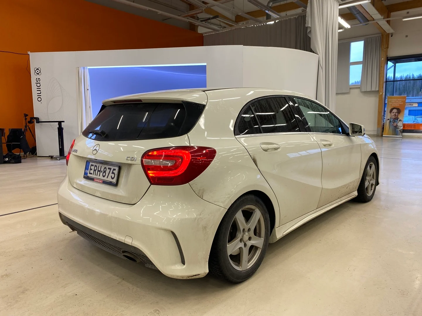 Car Image - uCsv2tsbPVu3deb3pveaS