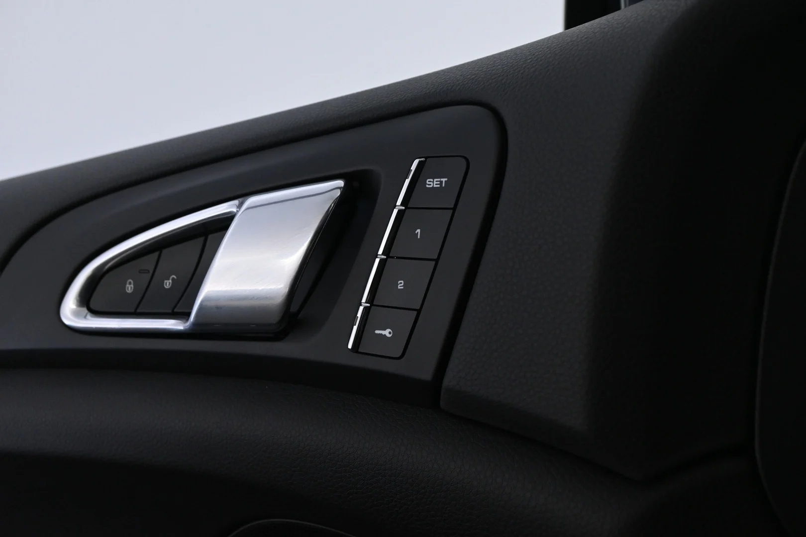 Car Image - 5N8V819luaK3PSTdtEAesm