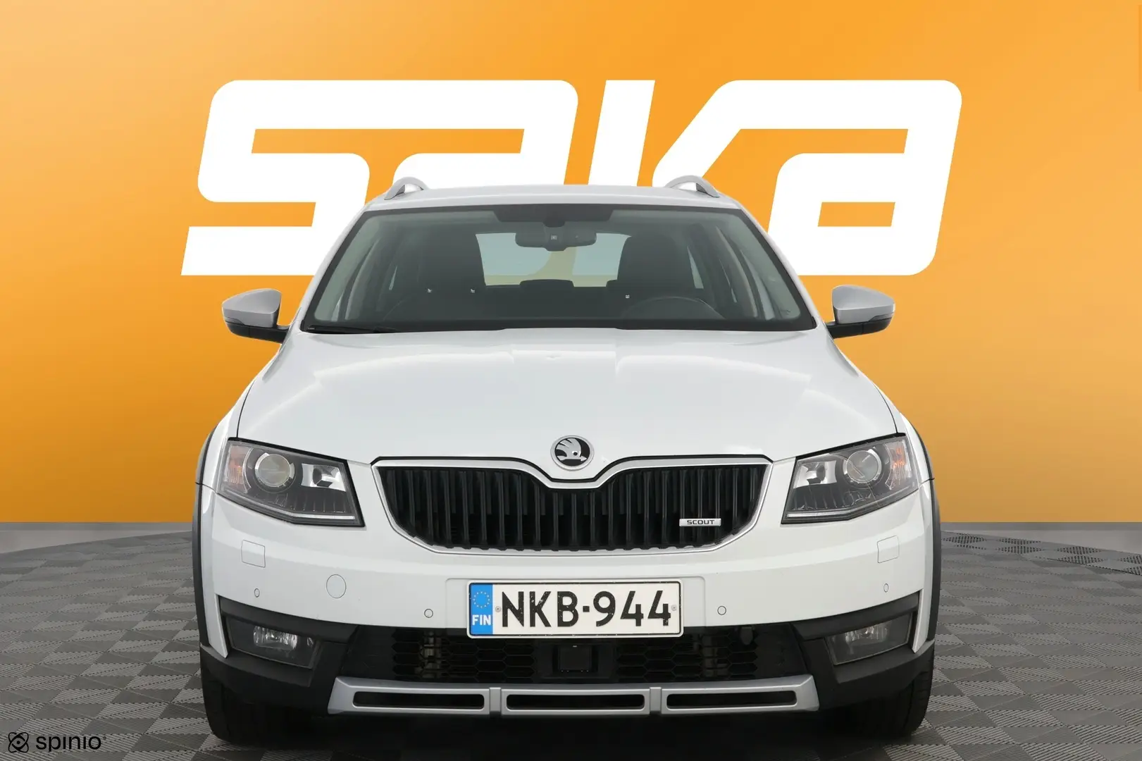 Car Image - 4E8UZeSECFeKmjN55c1yDm