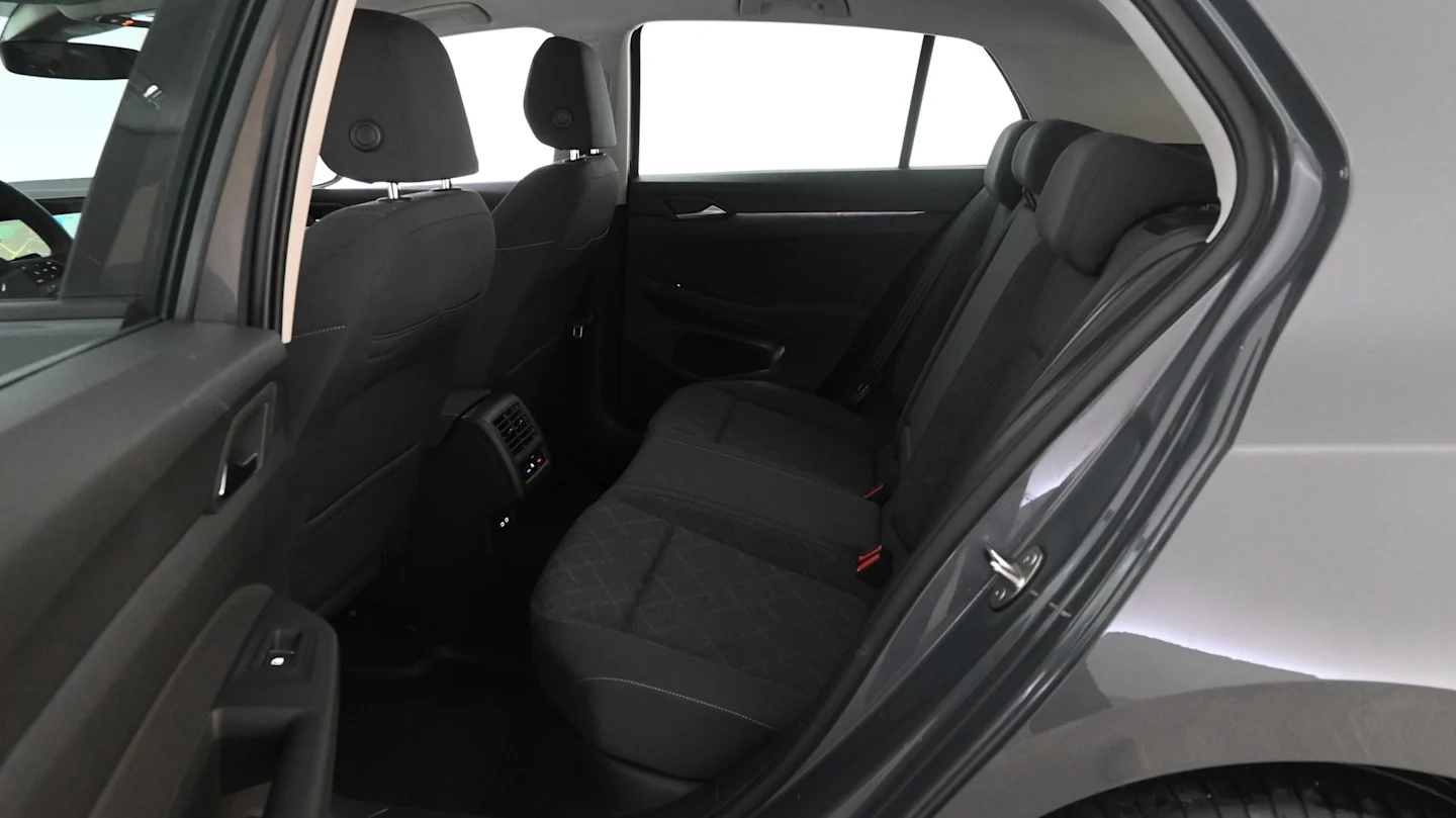 Car Image - 4pxaCgzaOz5MDEwxBAgbwm
