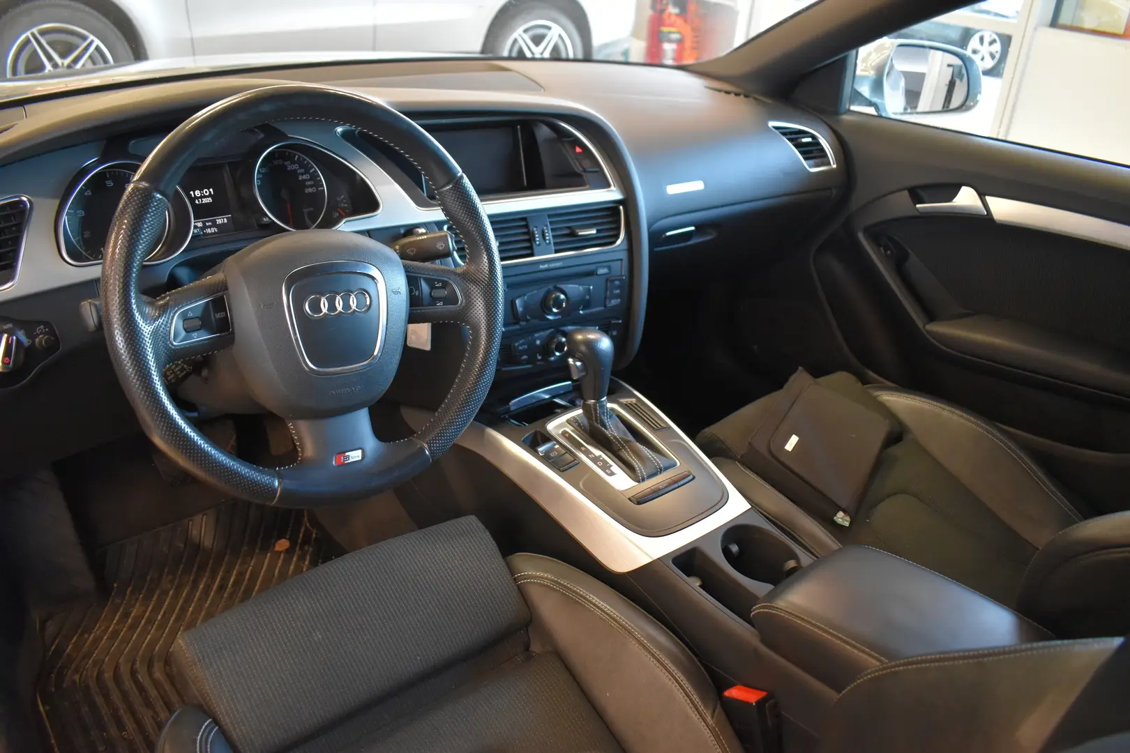 Car Image - 47zykX0Lv3CC7ZtkVhTO5J