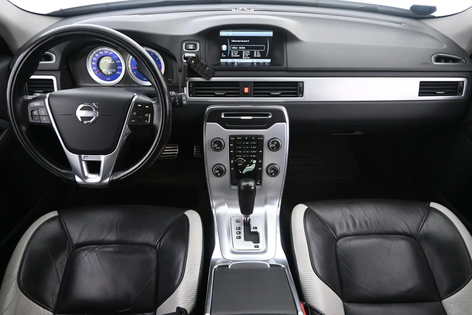 Car Image - 4AaJ5qpeFFk4AWf2ijj7zR