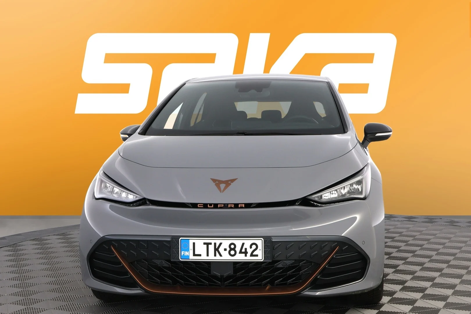 Car Image - 2RqFnVIiqQS1qx4tLwz20S