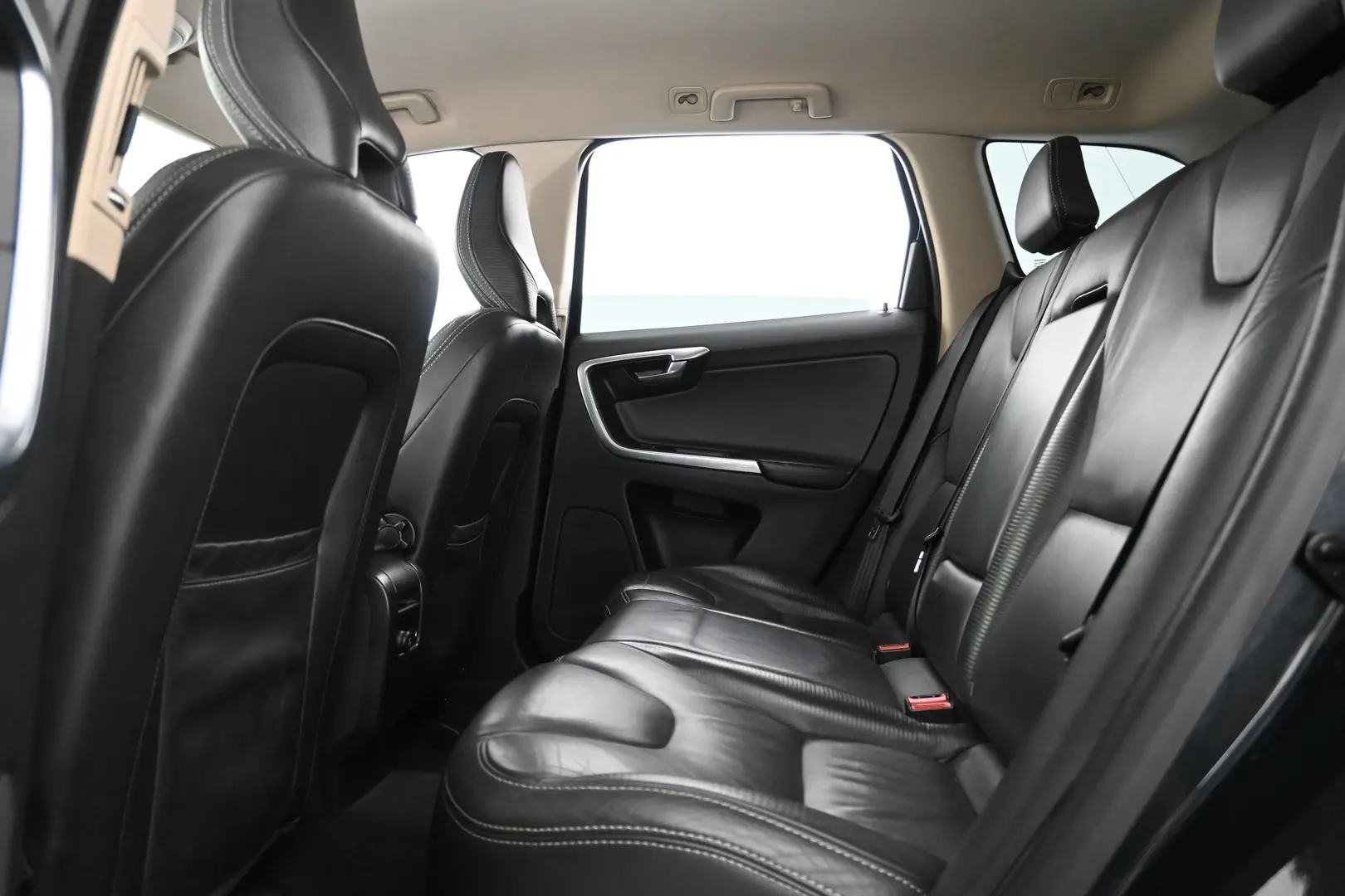 Car Image - 7rYDK8beb4cE1PoJ5bJHJz