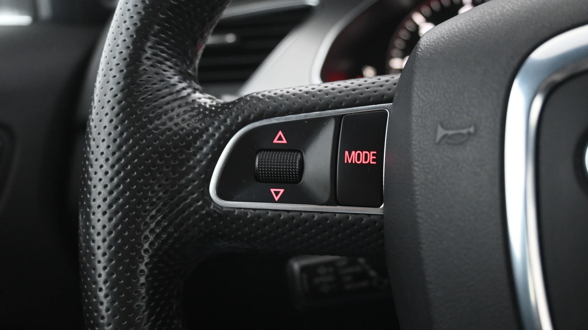 Car Image - 6moijNqvXY0lJpd1KhYDHX