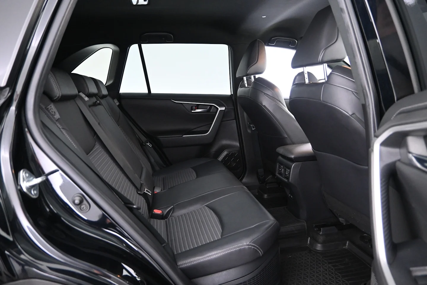 Car Image - 2NjjxGH9vhGNYGzJkrb52y