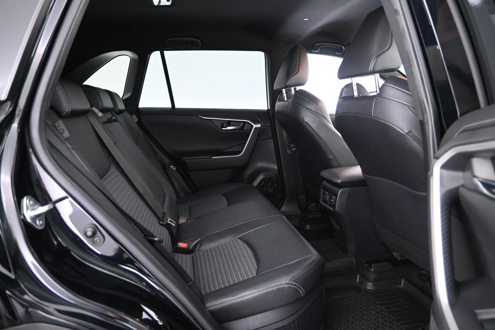 Car Image - 2NjjxGH9vhGNYGzJkrb52y