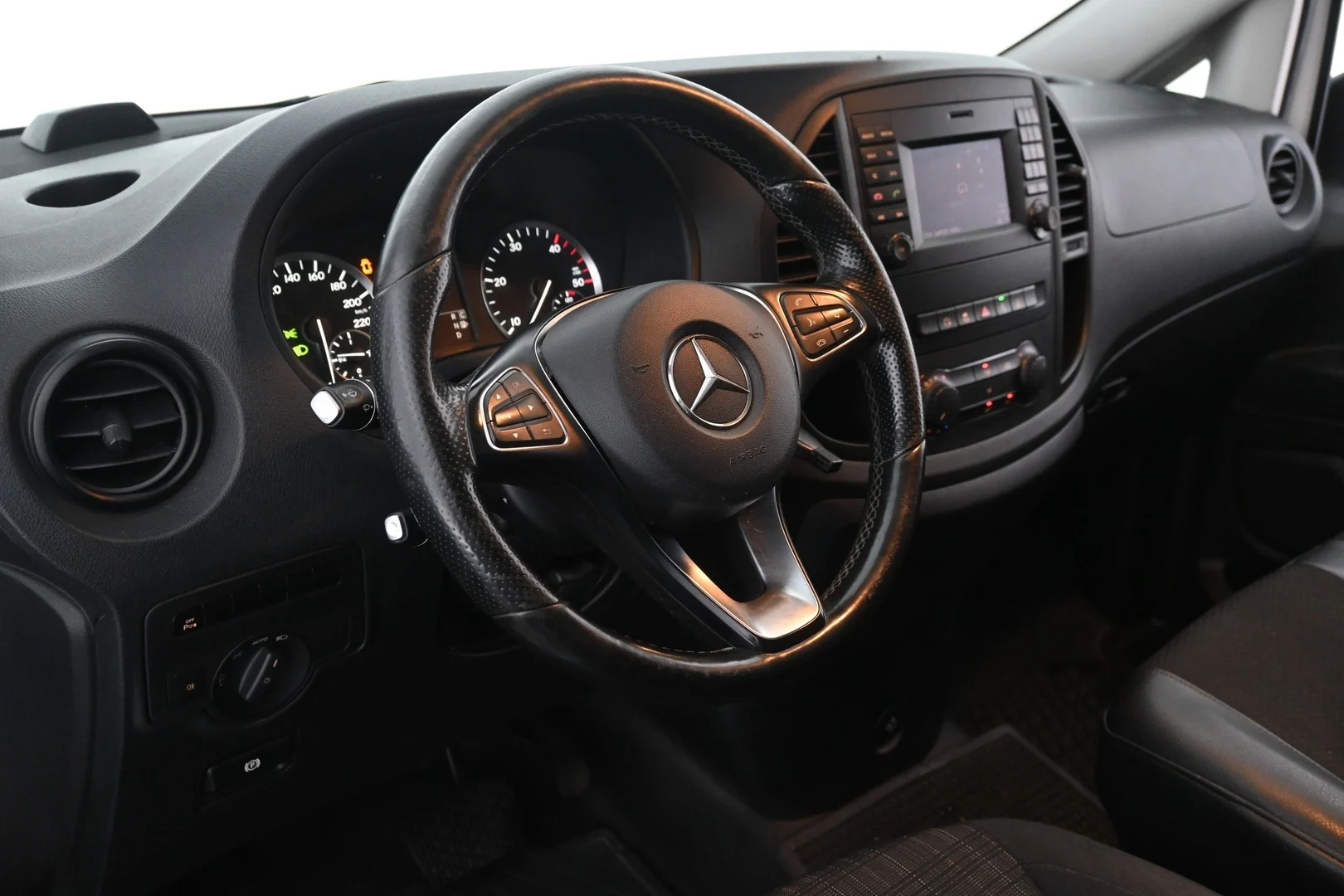 Car Image - 79Aa1GxoOSsGzbkKZv2GAo