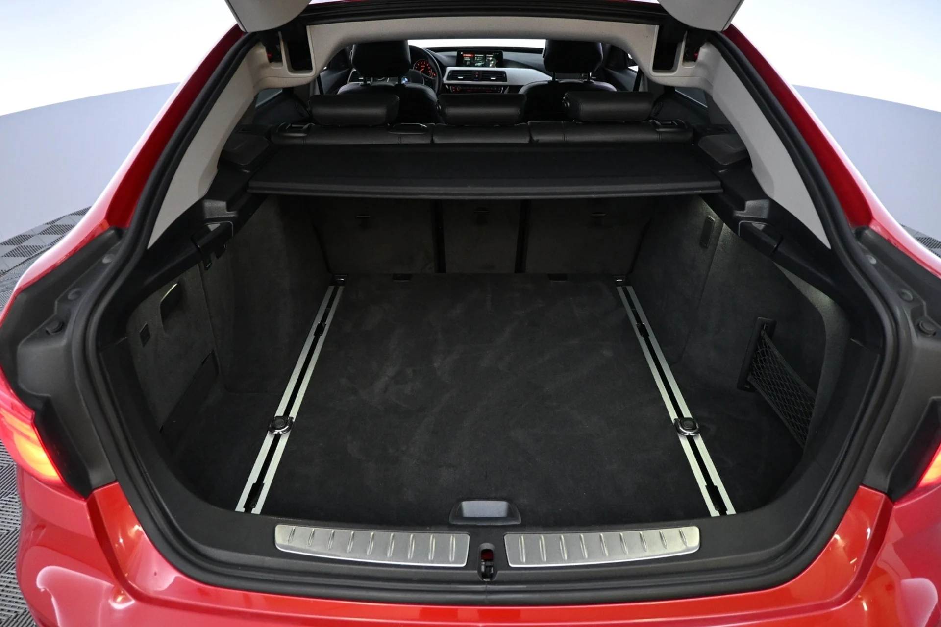 Car Image - 3ylhIqhJhIVyVphYdj8FBQ