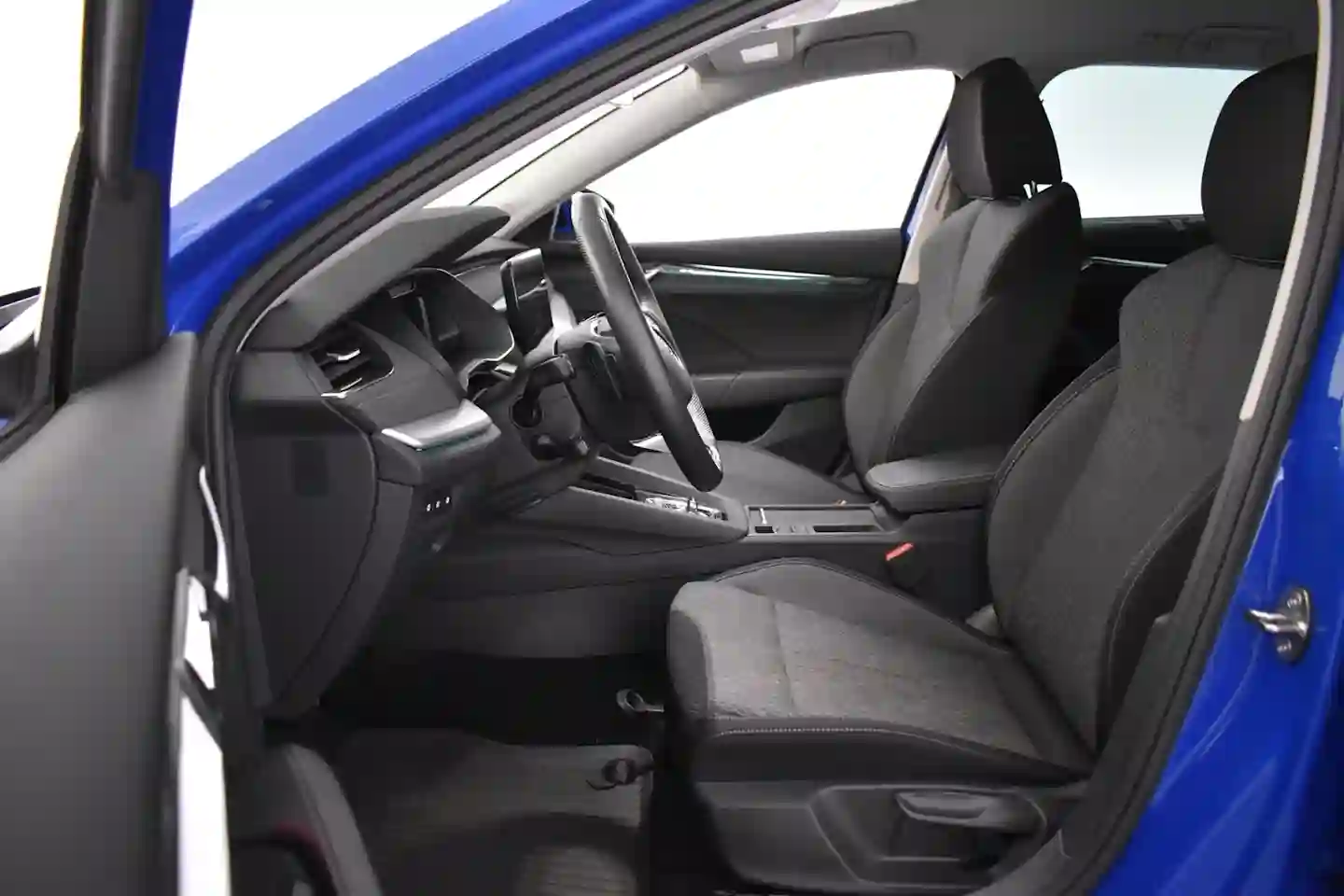 Car Image - 4Sikv2miem6Oo8Luqw4hWn